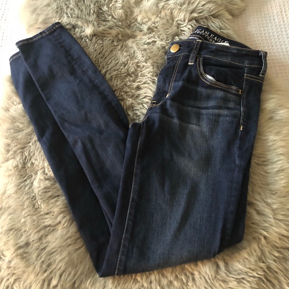 SOLD | American Eagle Dark Wash Jeggings 4 LONG - Picture 2 of 6